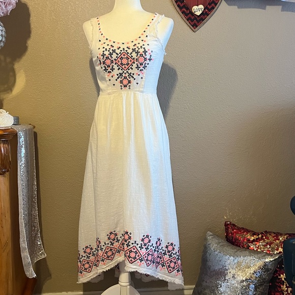 Anthropologie holding horses embroidered summer dress - Picture 2 of 7